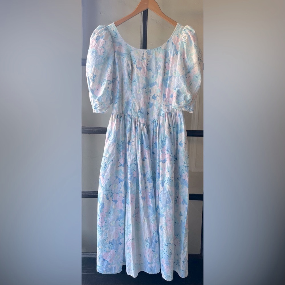 Lovely Vintage 80’s Cottagecore Pastel Floral Dress